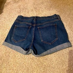 Old Navy Boyfriend shorts, size 2
